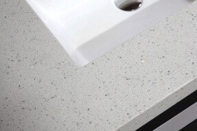 AGGLOMERATI QUARZO-RESINA